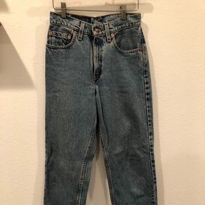 Levis straight leg